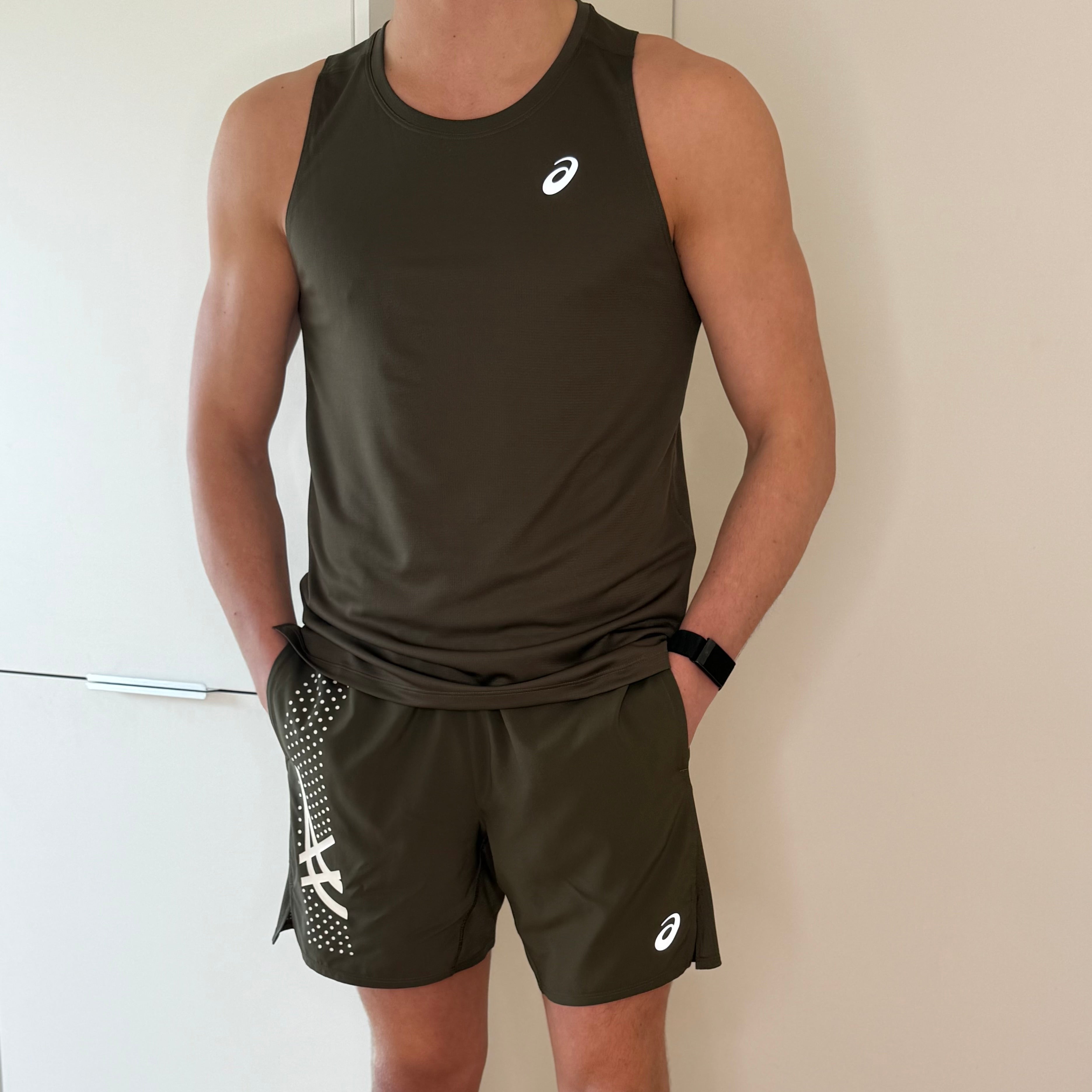 ASICS ICON VEST SET ‘BROWN STONE’