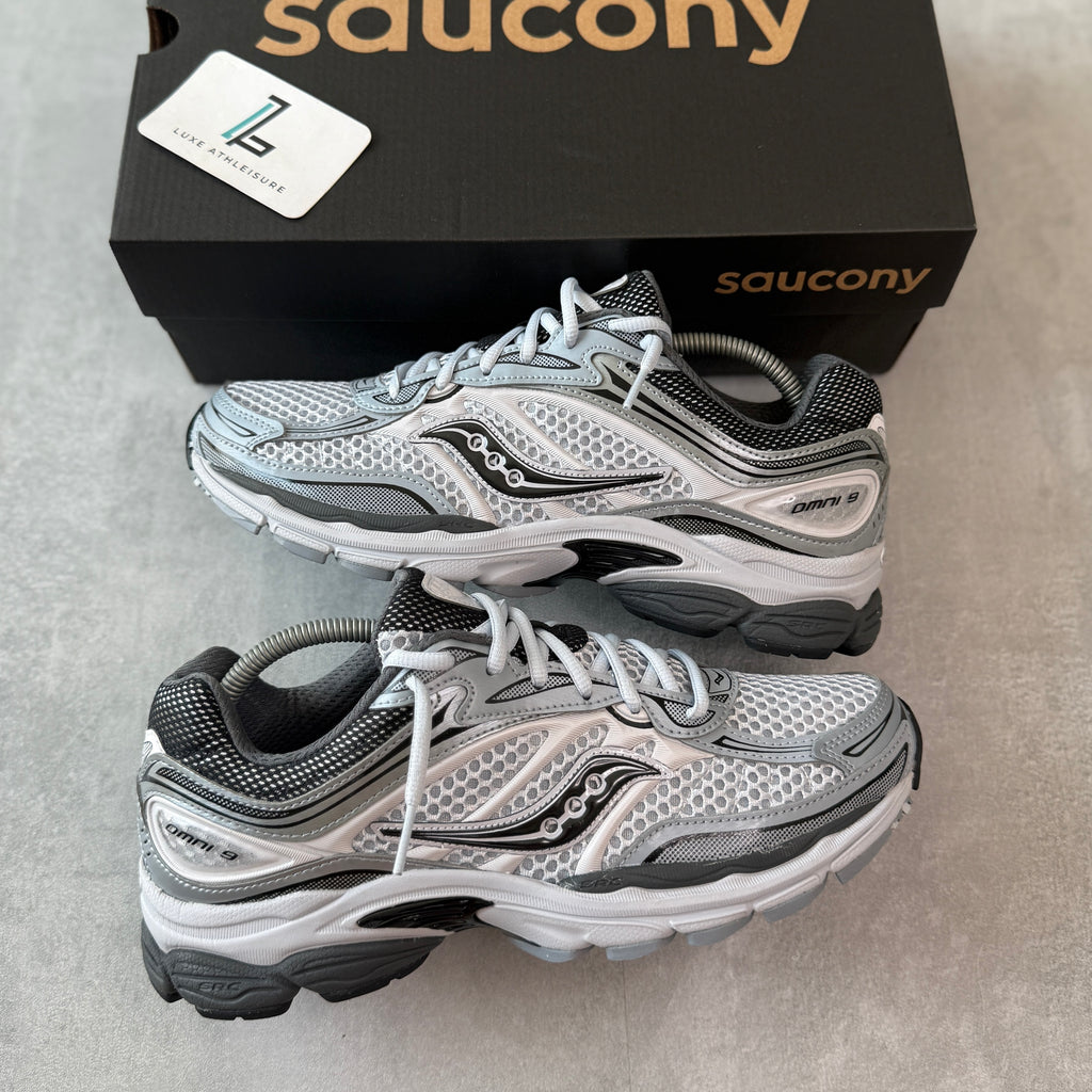 SAUCONY PRO GRID OMNI 9 ‘GREY/MICROCHIP’