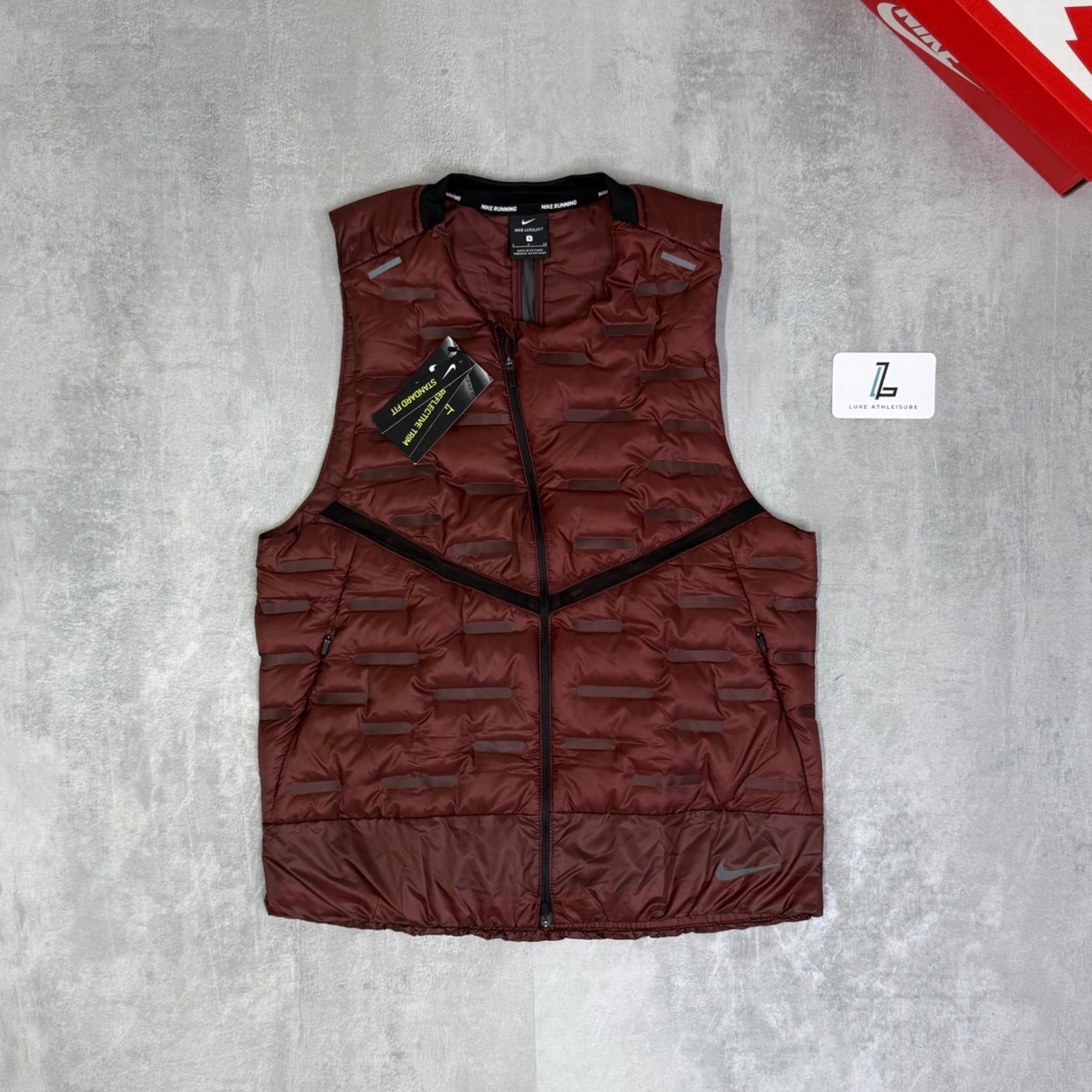 NIKE AEROLOFT GILET ‘BURGUNDY/BLACK’